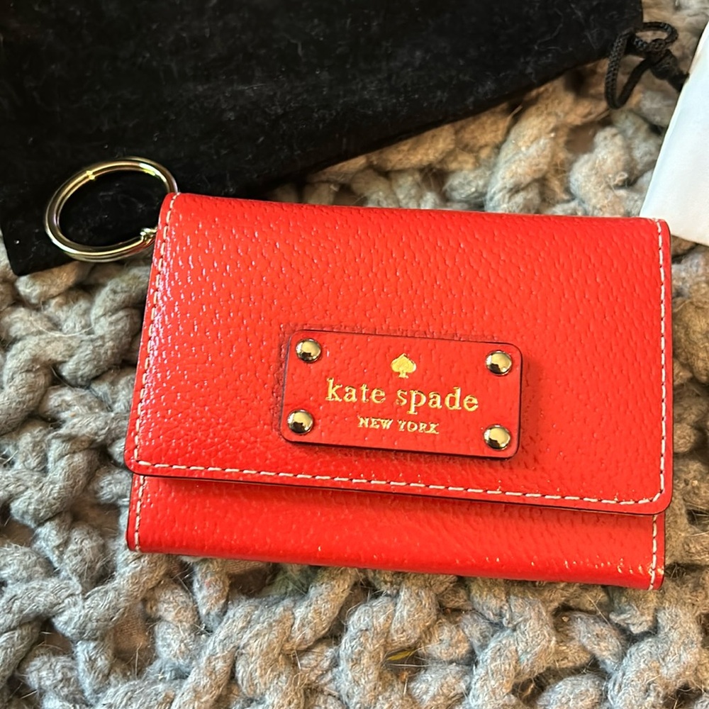 Kate Spade Darla key chain/mini wallet. NWT